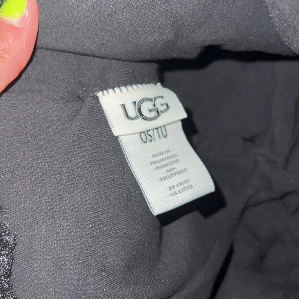 New UGG Hat - Never Worn - Picture 4 of 4